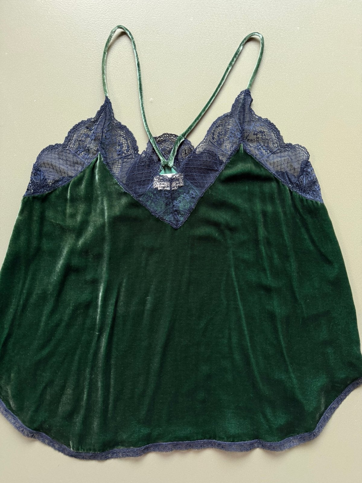 ZGAN donkergroene Zadig & Voltaire Christy Velvet top kant, Verzenden, Zo goed als nieuw, Zonder mouw, Maat 34 (XS) of kleiner