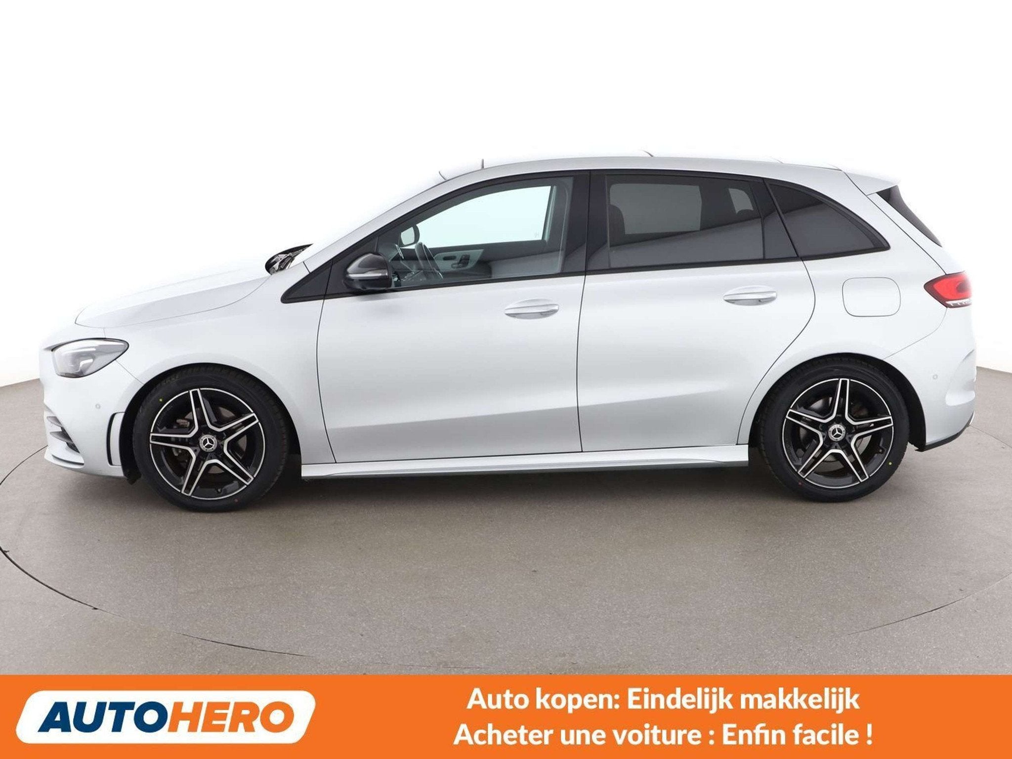Mercedes-Benz B-Klasse 200 B 200 AMG Line (bj 2019), Auto's, Gebruikt, https://public.car-pass.be/vhr/23460481-9824-46cf-a807-8d9e89aec07e