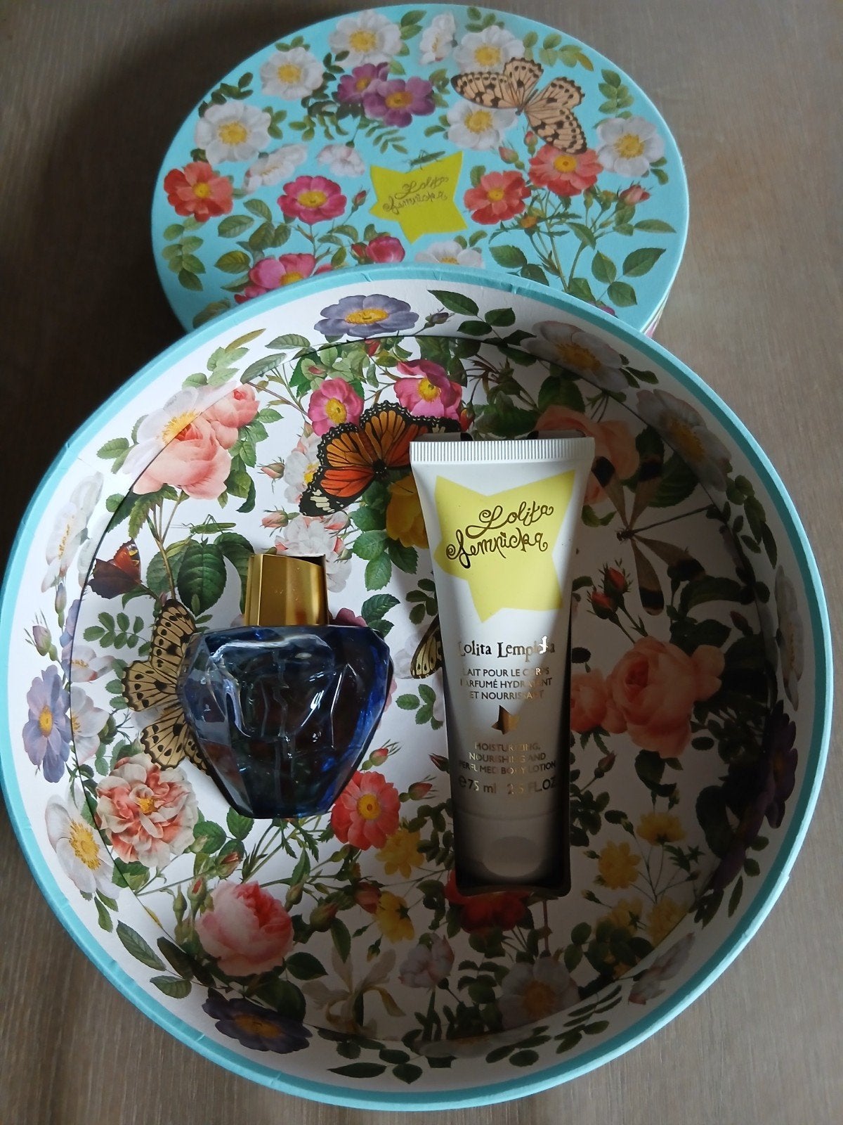 Parfum, Enlèvement ou Envoi