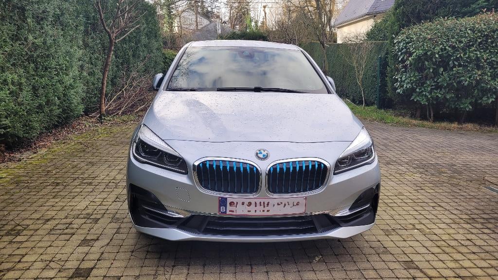 BMW 225 xe iPerformance -PHEA- Luxury- full options, Auto's, BMW, Monovolume, 2180 kg, 2 Reeks Active Tourer, Zilver of Grijs
