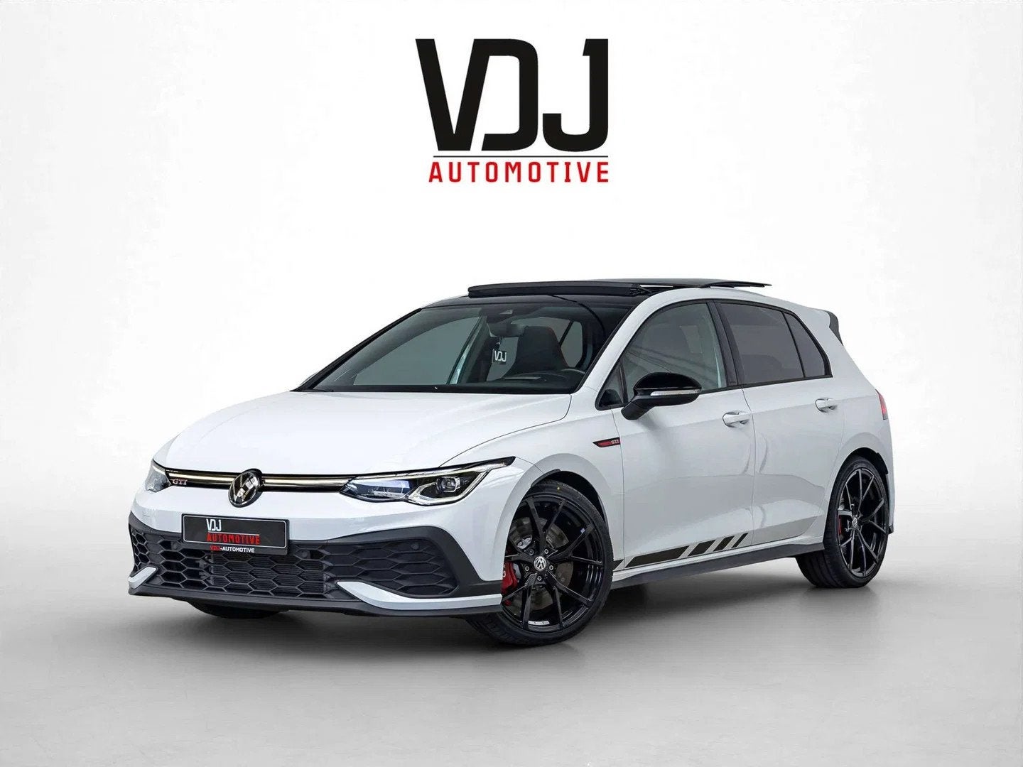 Volkswagen Golf GTI CLUBSPORT|AKRAPOVIC|PANO|IQLIGHTS|HARMAN, Autos, Achat, Entreprise, Alcantara, 5 portes