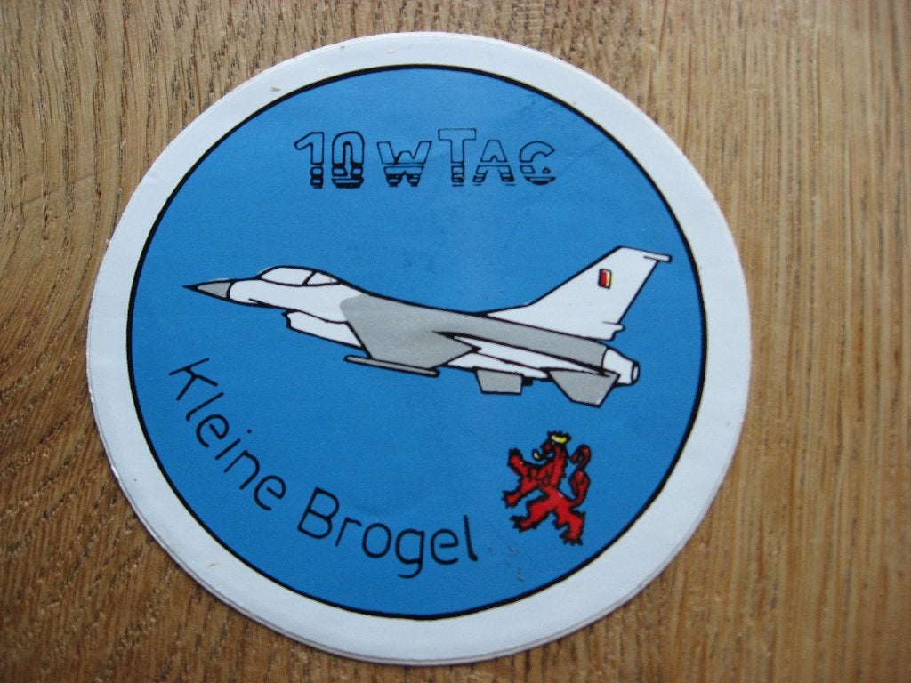 Sticker 10 w Tac Kleine Brogel 10,5 cm, Ophalen of Verzenden, Luchtmacht, Overige typen
