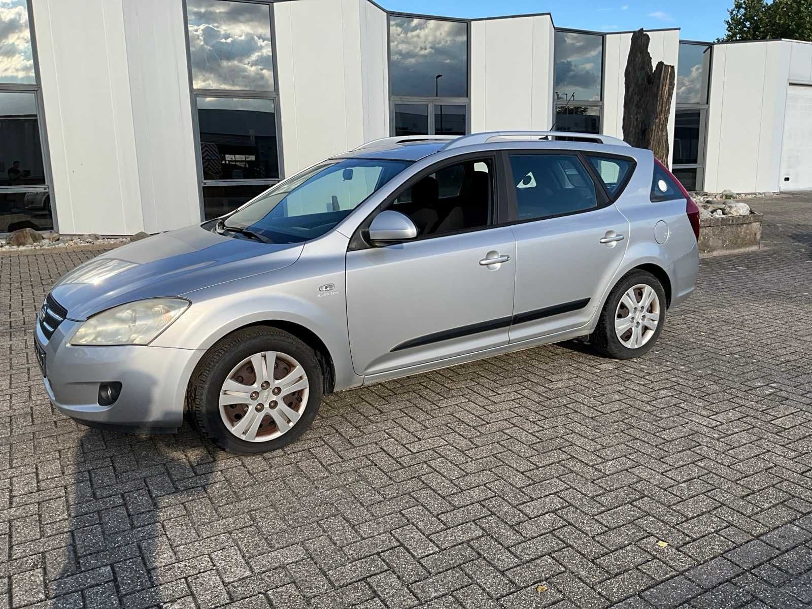 Voiture particulière Kia Cee’d 2009, Autos, Achat, Entreprise, Boîte manuelle, Autre carrosserie