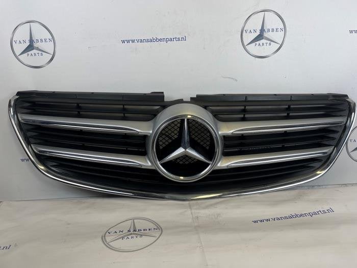 Calandre d'un Mercedes V-Klasse (XX), Autos : Pièces & Accessoires, -, 3 mois de garantie, Utilisé, -