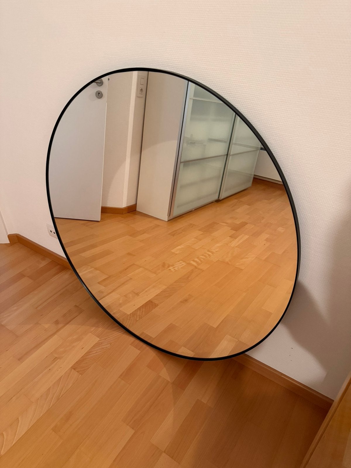 Ikea LINDBYN 110cm diameter, Huis en Inrichting, Woonaccessoires | Spiegels, Ophalen, Zo goed als nieuw