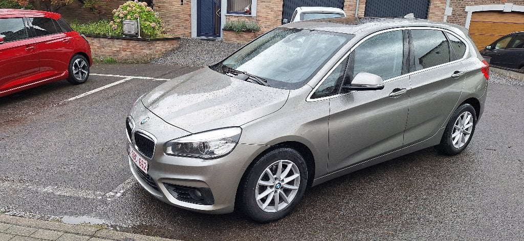 Bmw 216 d, Autos, BMW, Cuir, Achat, Boîte manuelle, Diesel