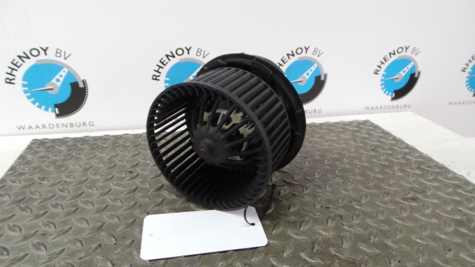 RENAULT CLIO KACHELMOTOR 2013, Ophalen of Verzenden, Gebruikt, Stiba lid