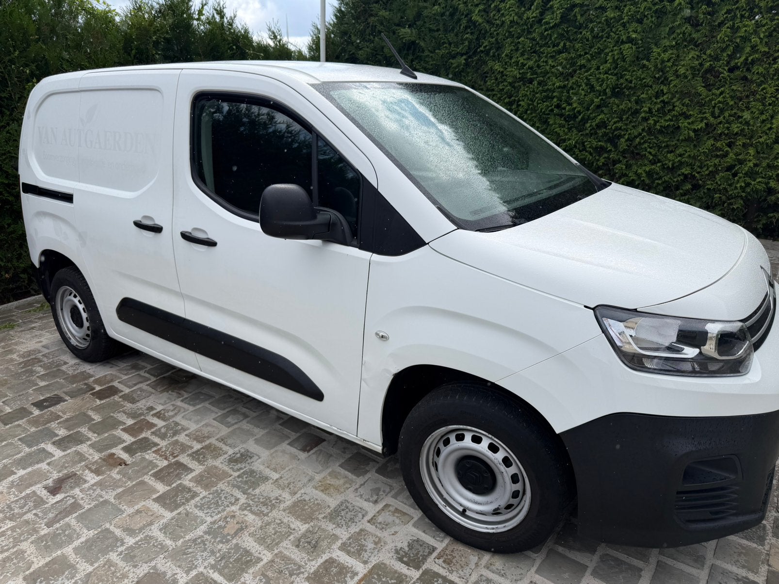 Citroën Berlingo uit 2021., Auto's, Bestelwagens en Lichte vracht, 75 kW, Stof, Citroën, Wit