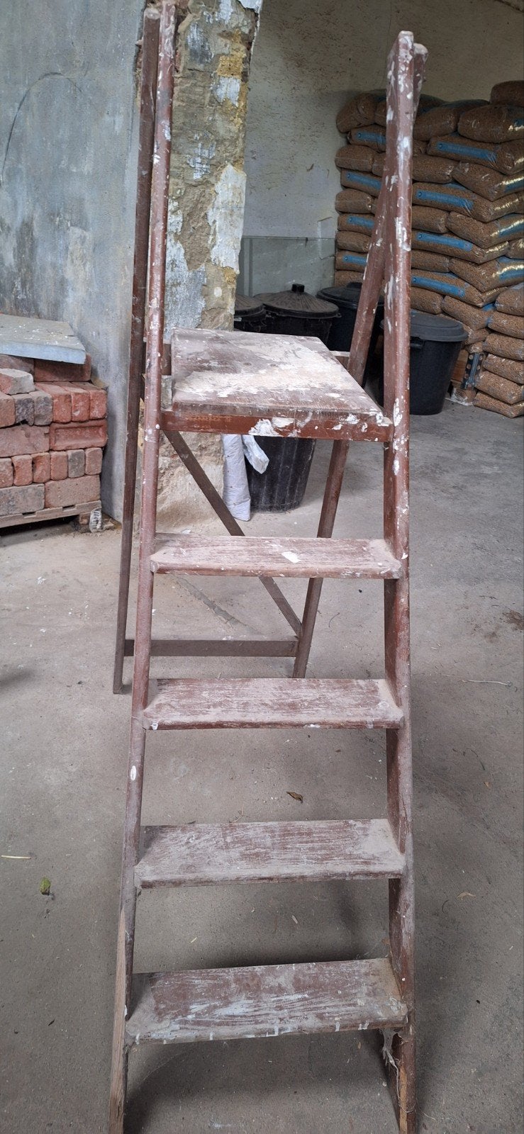 échelle en bois, Bricolage & Construction, Pliable ou rétractable/escamotable, Moins de 2 mètres, Échelle, Enlèvement