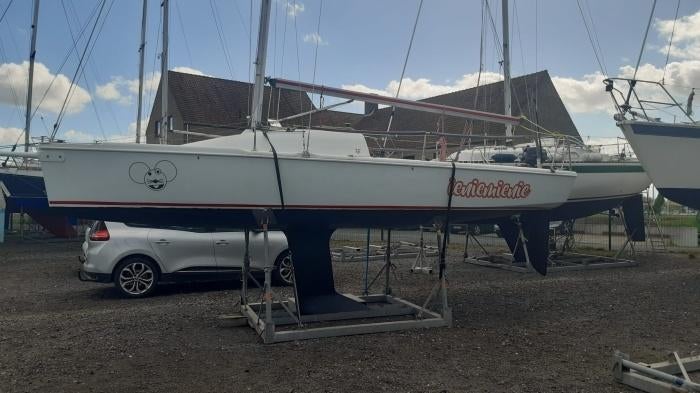 regatta-zeilboot, Watersport en Boten, Kajuitzeilboten en Zeiljachten, Zo goed als nieuw, Benzine, Polyester, Ophalen