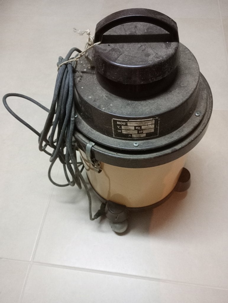 waterstofzuiger op wieltjes multifunctionele stofzuiger, Gebruikt, Waterstofzuiger, Minder dan 1200 watt, Ophalen