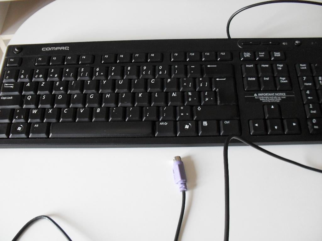 toetsenbord Compaq azerty, Enlèvement ou Envoi, Utilisé, Filaire, Compaq