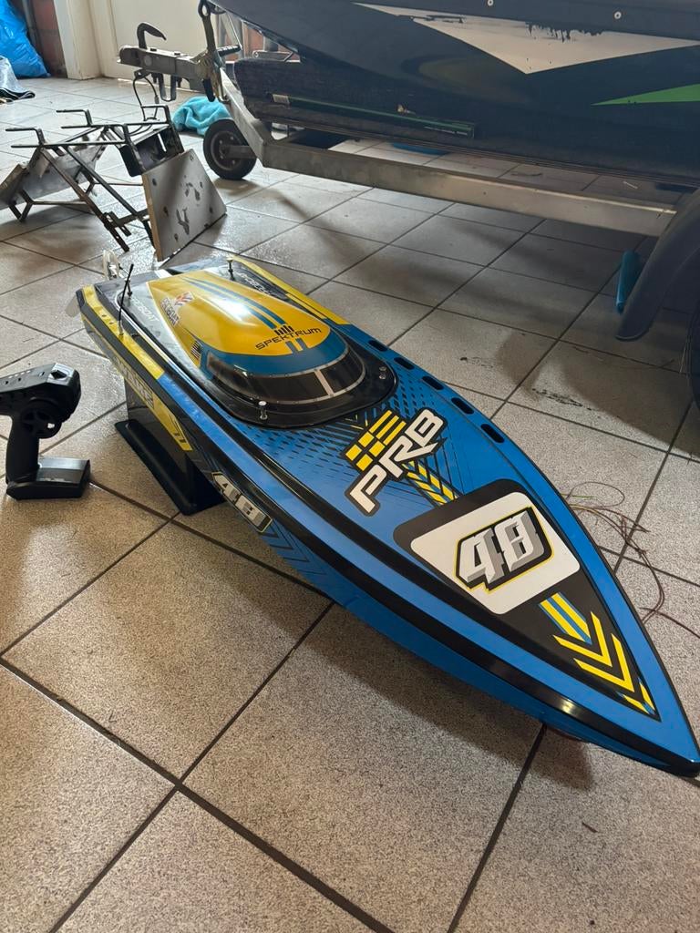 Sonicwake 48 Proboat, Hobby en Vrije tijd, Ophalen of Verzenden, Zo goed als nieuw, Groter dan 1:32, Overige merken