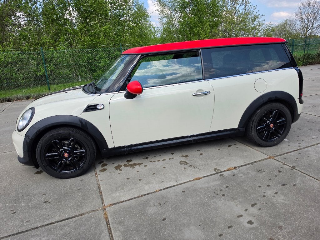 Mini Cooper One Clubman 1.6d 2014 Airco + Garantie, Euro 5, Wit, Bedrijf, 5 deurs