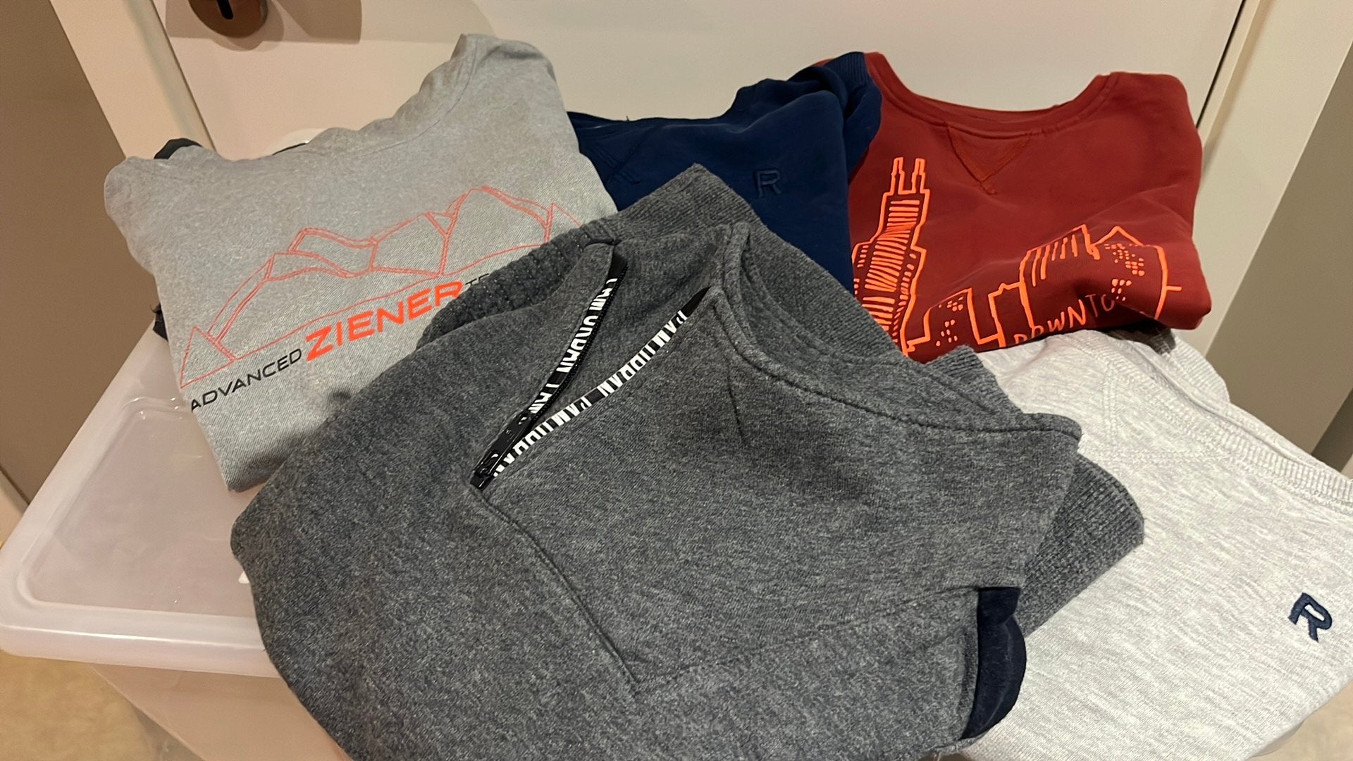 Set van 5 sweatshirts - 10 jaar, Ophalen of Verzenden, Gebruikt, Jongen, Trui of Vest