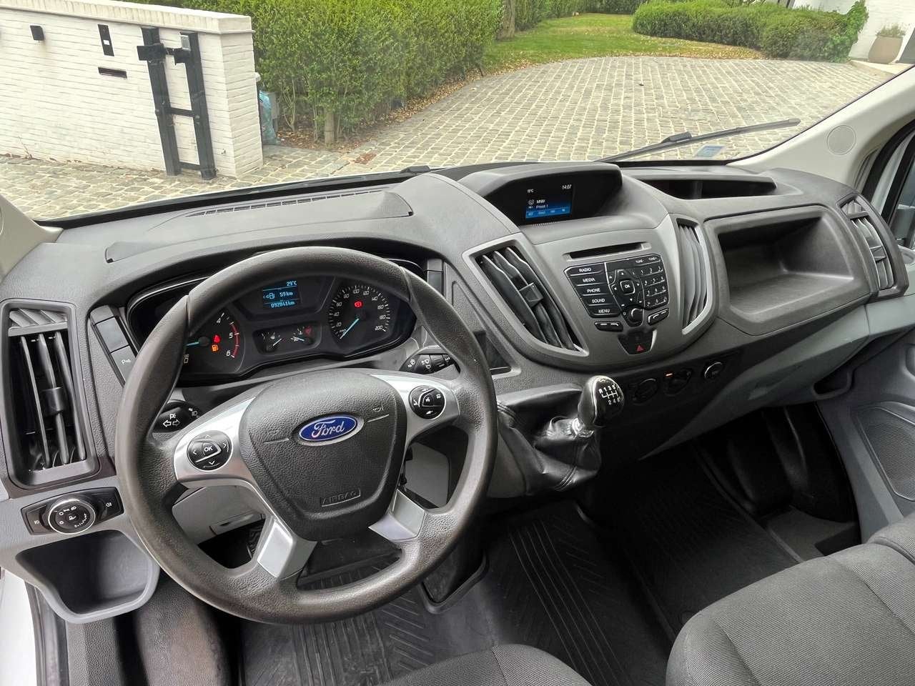 Ford Transit (alle) 2.0 TDCi L2H2/1eignr/Camera/Airco/Hands, Auto's, Zwart, 0 kg, 185 g/km, Bedrijf