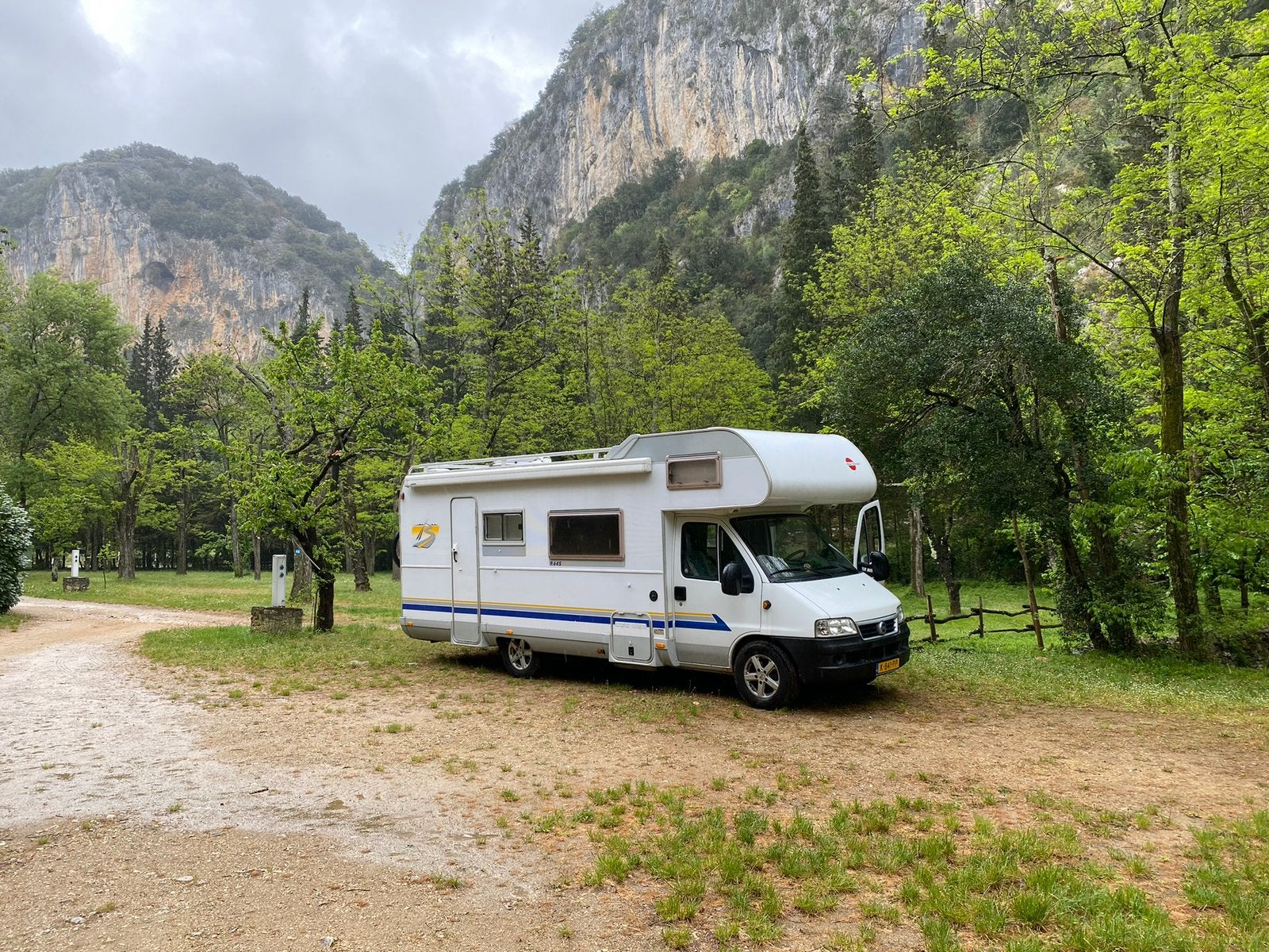 Camping-car avec lits superposés, Siège de train, Fiat, Boîte manuelle, 5 à 6 mètres