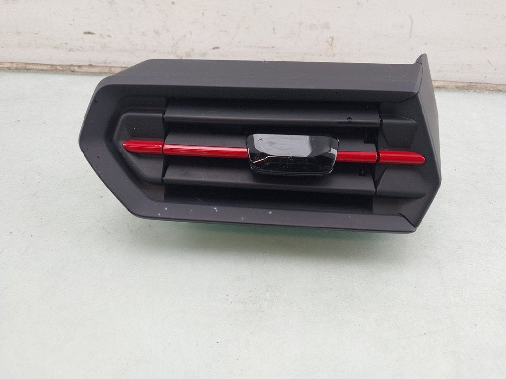 DASHBOARD LUCHTROOSTER Audi RS 3 Sportback (8YA) (01-2021/-), Info@audi.de, Audi, Audi AG, Gebruikt