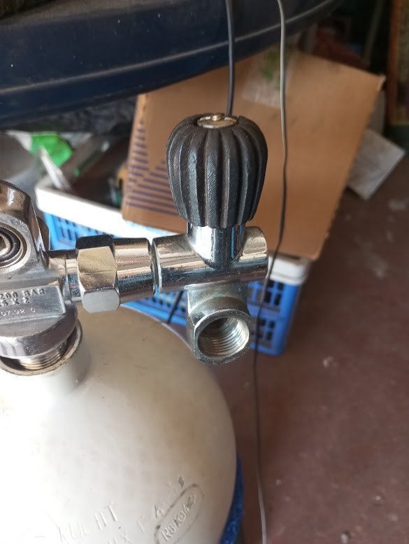 seconde sortie pour bouteille de plongée, Sports nautiques & Bateaux, Enlèvement ou Envoi, Utilisé, Autres types
