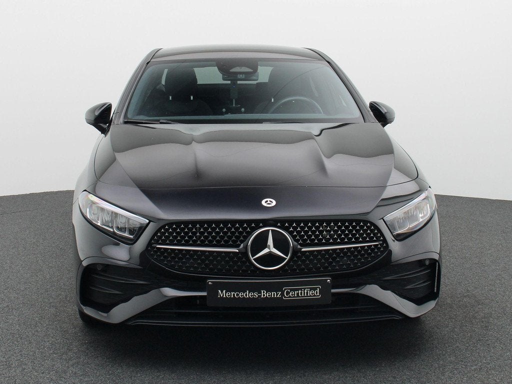 Mercedes-Benz A-Klasse 250 e Berline AMG Line + PANORAMISCH, Autos, Achat, 16 kWh, Noir, 120 kW