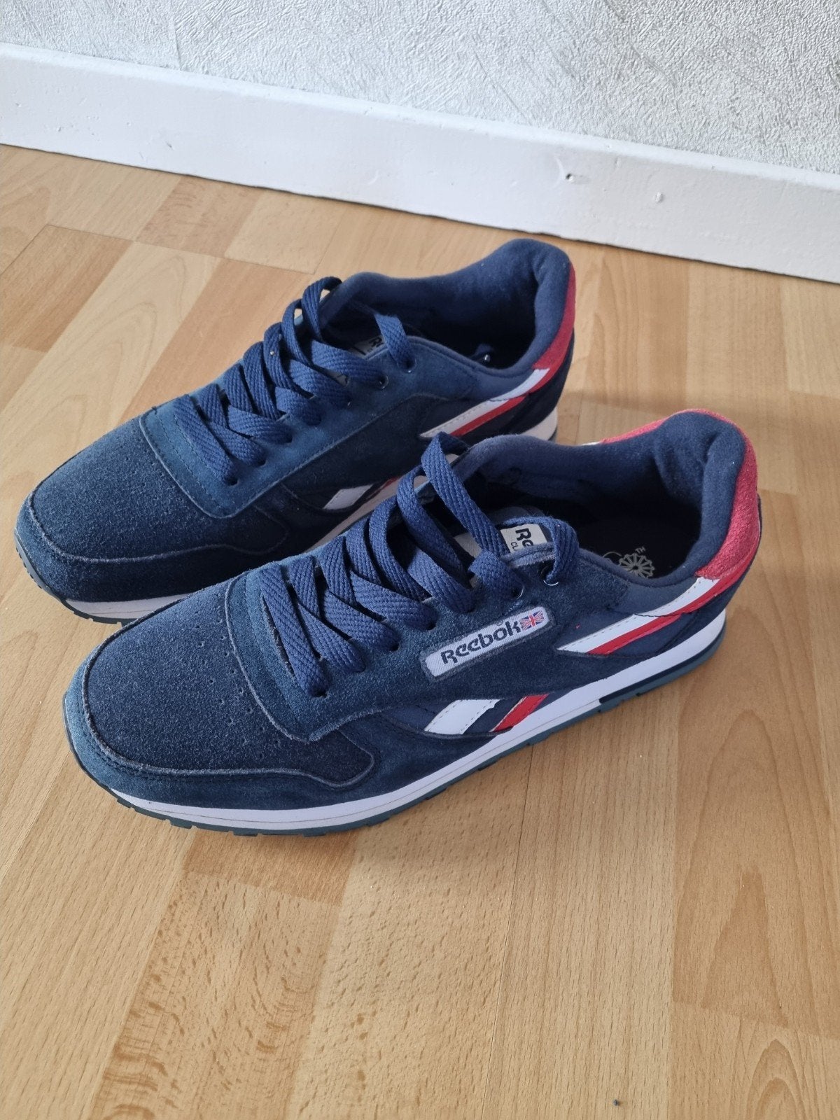 Reebok neuf, Reebok