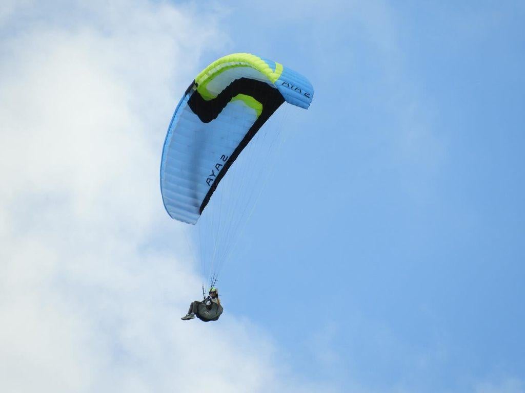 Sky AYA 2 paraglider, Sports & Fitness, Vol à voile & Parapente, Enlèvement, Utilisé, Écran
