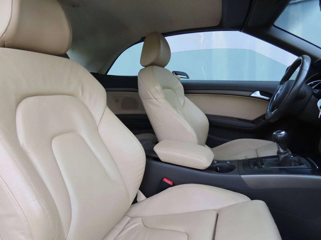 Audi A5 A5 Cabriolet 2.0 TDi DPF, Autos, Cuir, Euro 5, Achat, Beige