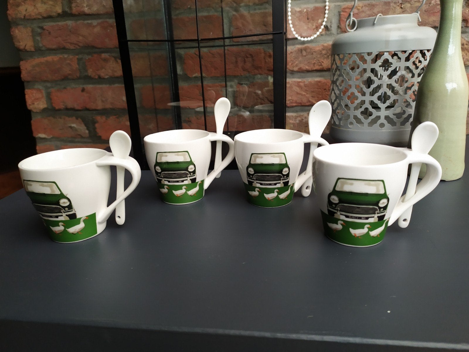 Expresso Baci Milani terras kopjes met lepel Nieuw, Ophalen of Verzenden