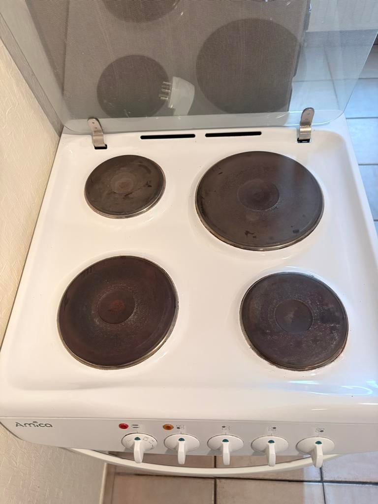 Feu de cuisson avec four, Enlèvement, Comme neuf, Électrique
