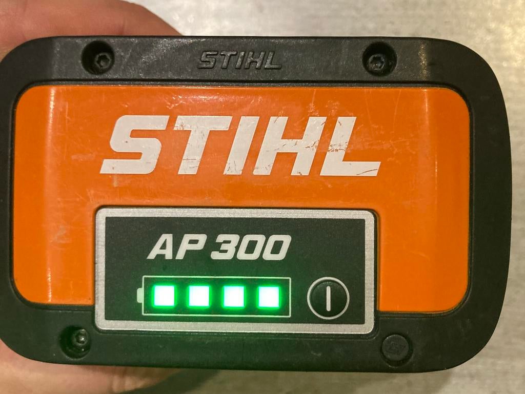 Batterie ap300 sthil, Ophalen of Verzenden, Zo goed als nieuw