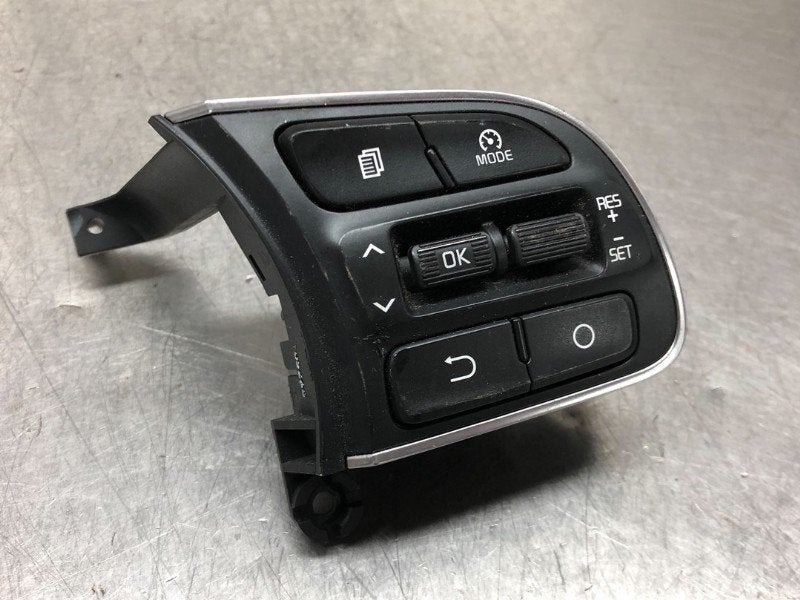 BEDIENINGSPANEEL NAVIGATIE Kia Optima Sportswagon (JFF), Gebruikt, Kia