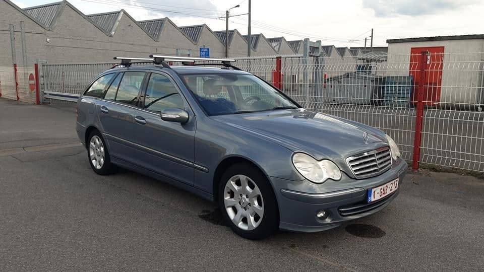 Benz Mercedes 2.0 Diesel, Clase C. An'2007. km 247000, Autos, Boîte manuelle, Noir, 5 portes, Particulier