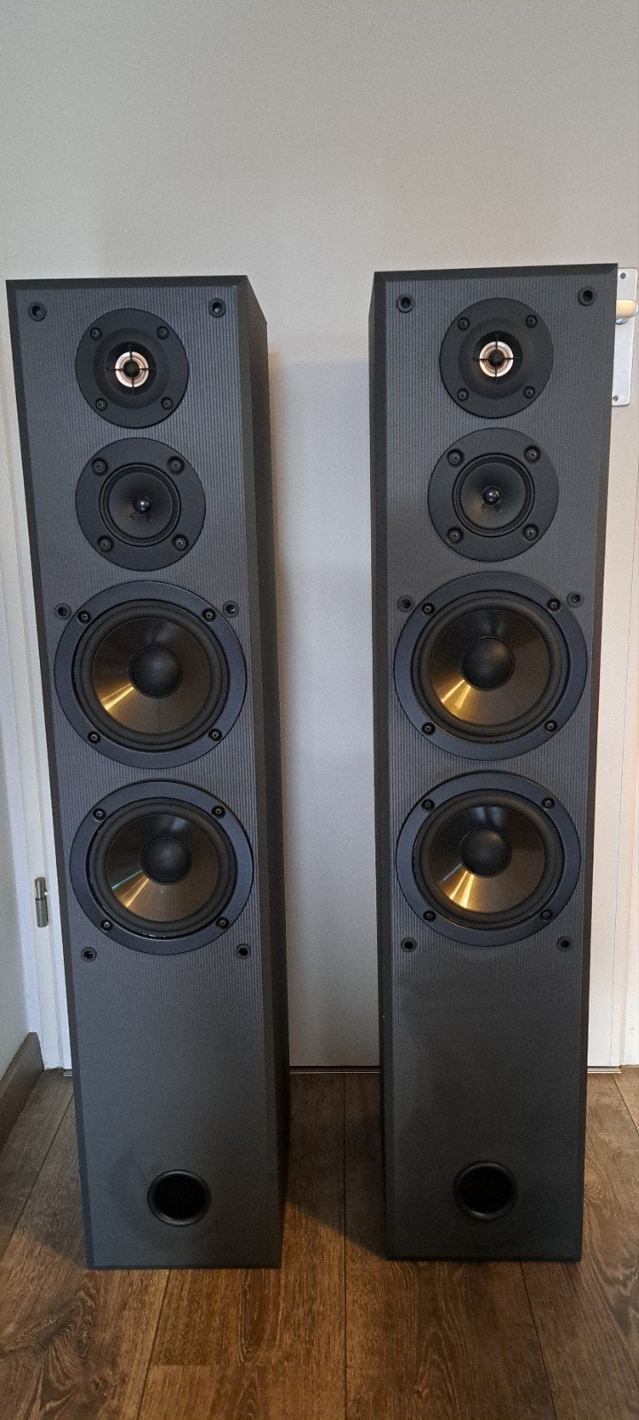 Sony luidsprekers 200 watt, Audio, Tv en Foto, Luidsprekerboxen, Ophalen, Gebruikt, Sony, 120 watt of meer