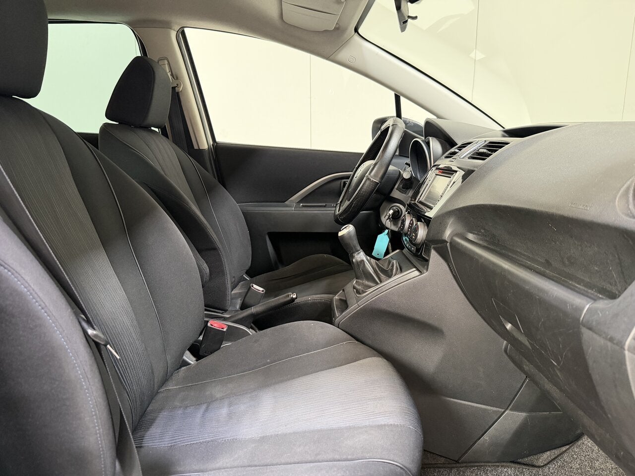 Mazda 5 2.0 Benzine Man. 7 PL - Airco - Radio - Goede Staat!, 0 kg, 0 kg, Handgeschakeld, Grijs