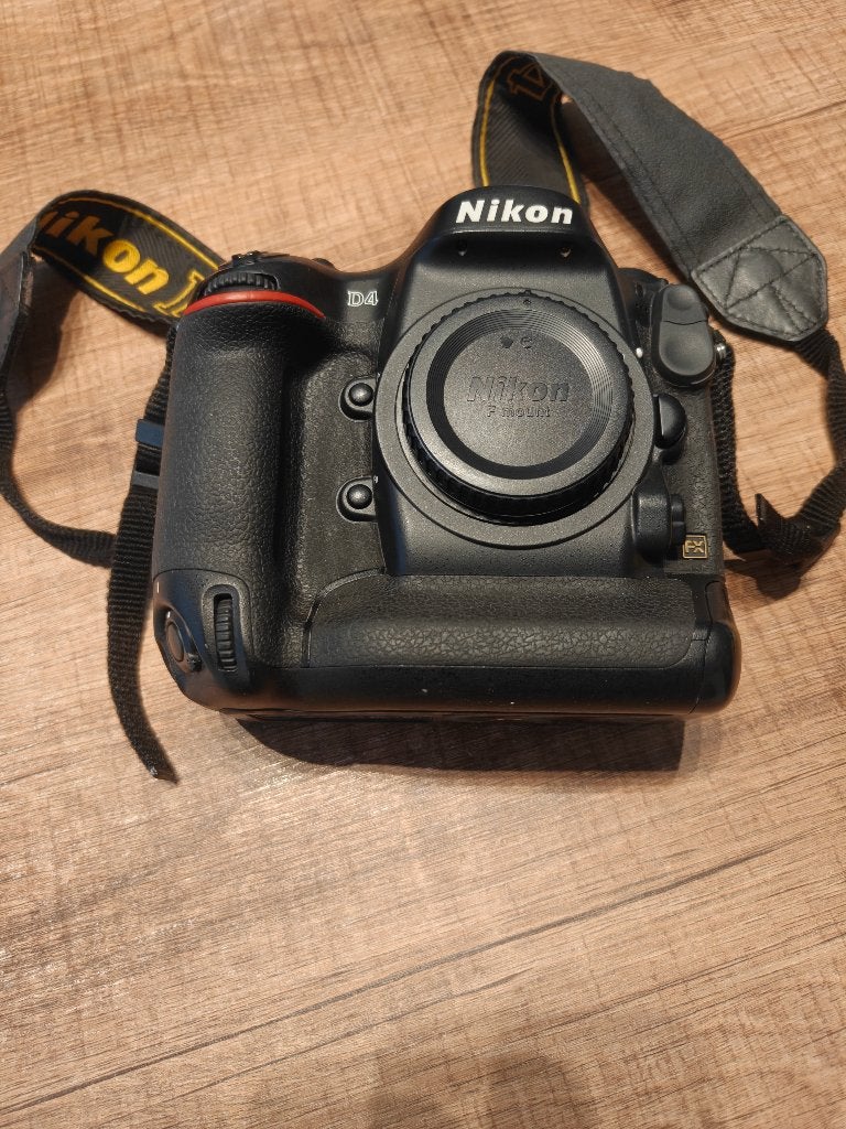 Nikon D4 Body met verschillende objectieven, Enlèvement, Utilisé, Reflex miroir, Nikon
