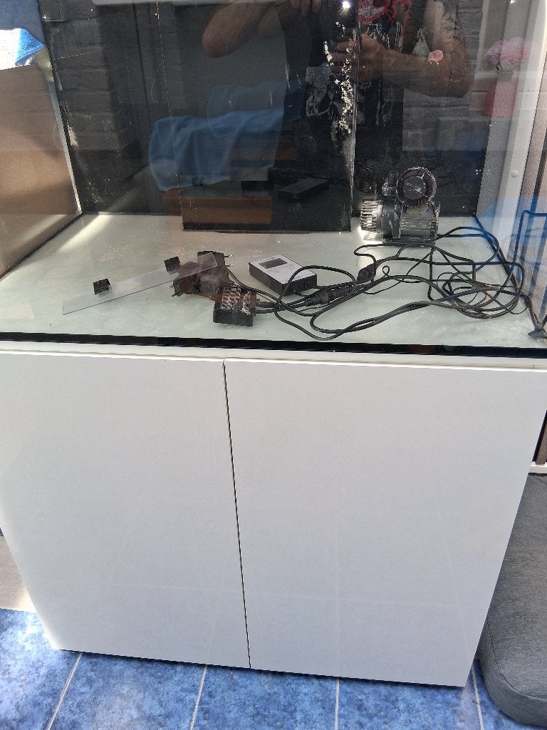 Aqua medic 375xd aquarium, Aquarium vide, Comme neuf, Enlèvement, Couvercle inclus