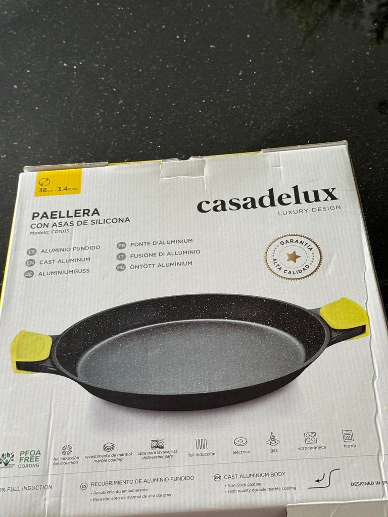 Nieuwe paellapan / serveerpan – inductie, Huis en Inrichting, Keuken | Potten en Pannen, Ophalen, Zo goed als nieuw