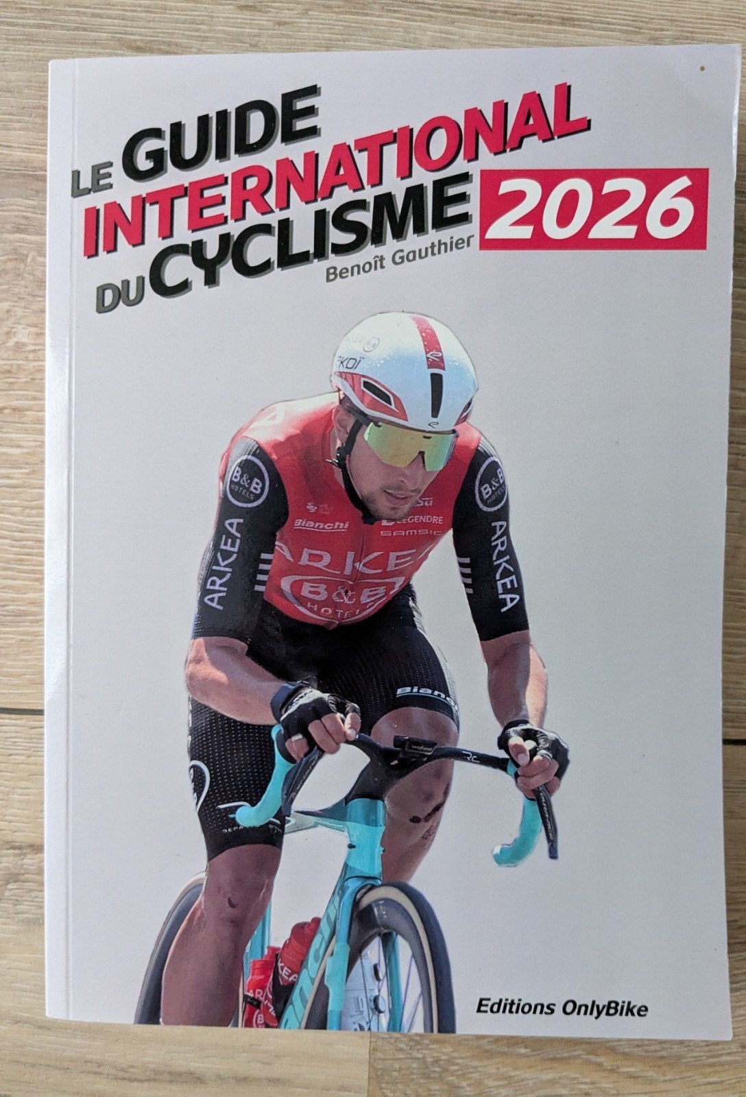 Le Guide International du Cyclisme 2026, Livres, Enlèvement ou Envoi, Comme neuf, Course à pied et Cyclisme