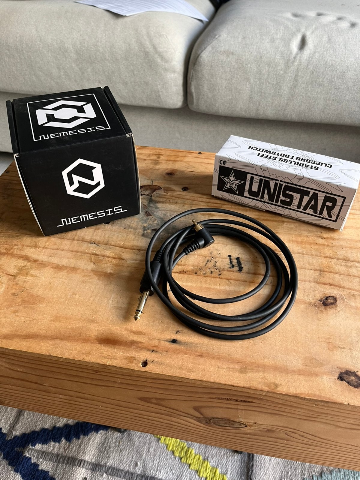Kwadron Power unit NEMESIS Black met voetpedaal, Ophalen, Zo goed als nieuw