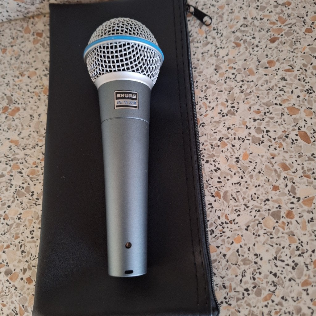 Shure beta sm58, Muziek en Instrumenten, Microfoons, Ophalen of Verzenden, Zo goed als nieuw, Zangmicrofoon