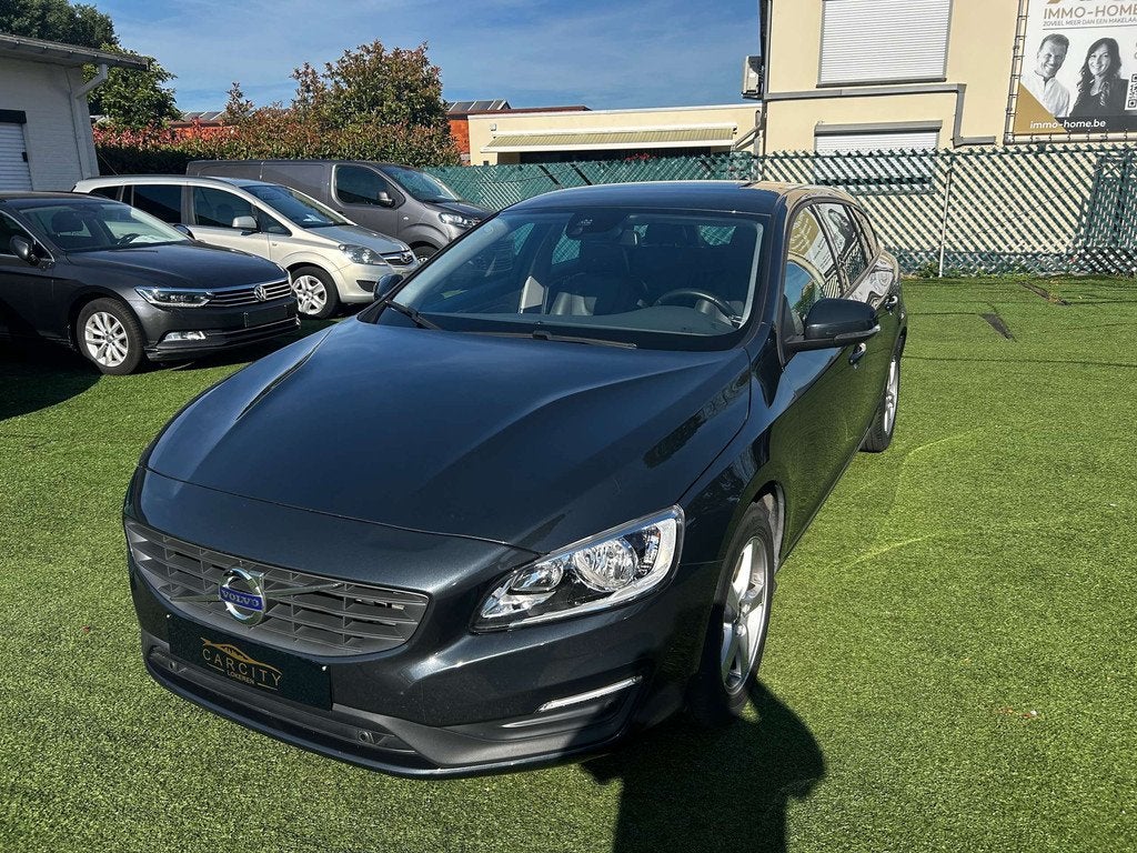 Volvo V60 1.5 T2 Luxury Edition AUTOMAAT LEDER  GPS, Argent ou Gris, Achat, Euro 6, Entreprise