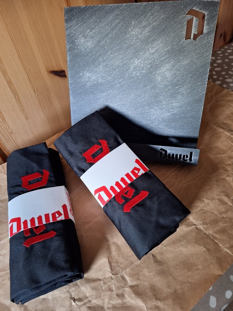 DUVEL receptenhouder en 2 DUVEL schorten, Ophalen of Verzenden, Nieuw, Duvel