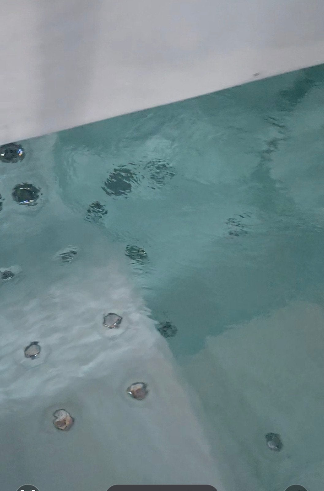 Jacuzzi en parfait état de fonctionnement, Enlèvement