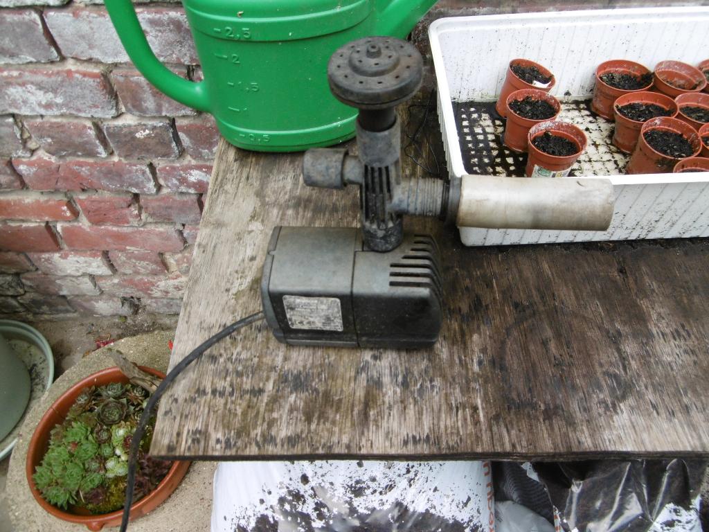 tuin vijverpomp hazelock 1400, voor kleine vijver, Tuin en Terras, Ophalen of Verzenden, Gebruikt, Vijverpomp