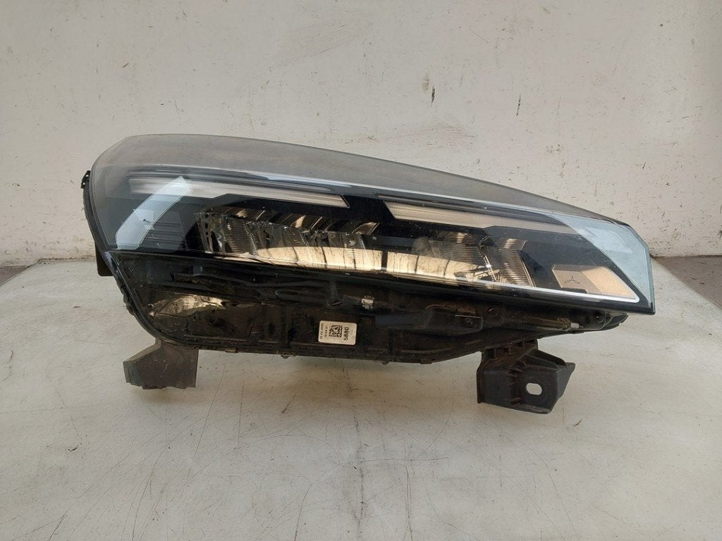 KOPLAMP RECHTS Renault Clio V (RJAB) (|260103507R|), Auto-onderdelen, Gebruikt, Renault, Peter-Huppertz-Straße 5
51063  Köln, DE