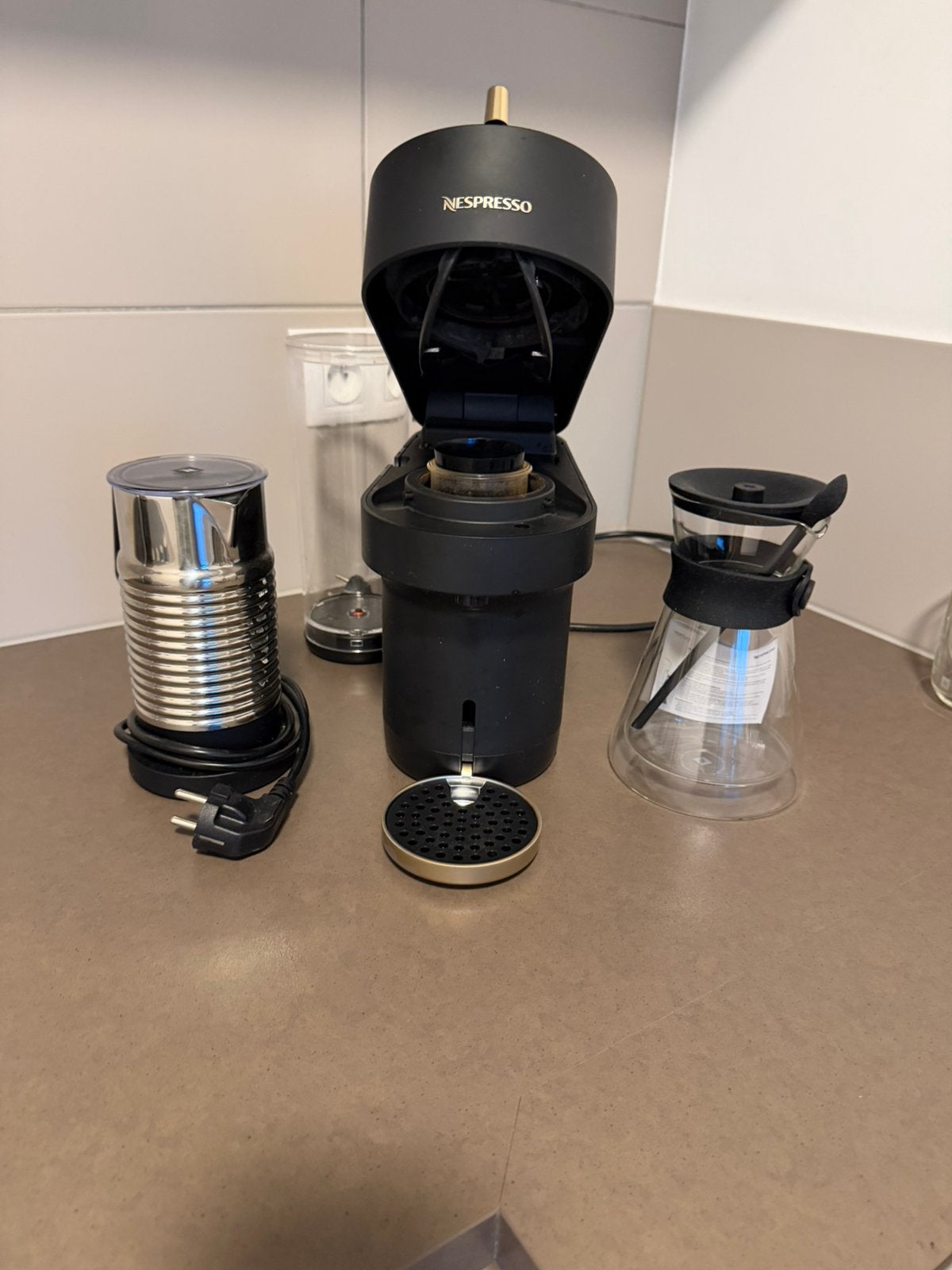 Koffiemachine Nespresso, Ophalen, Zo goed als nieuw, Nespresso