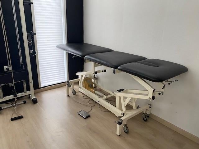 elektrische massagetafel, Ophalen, Gebruikt, Massagetafel