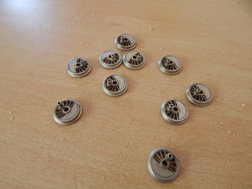 Roues Liliput DC avec « Kurbel » pour loco à vapeur ø16mm, Enlèvement ou Envoi, Courant alternatif, Comme neuf, Locomotive