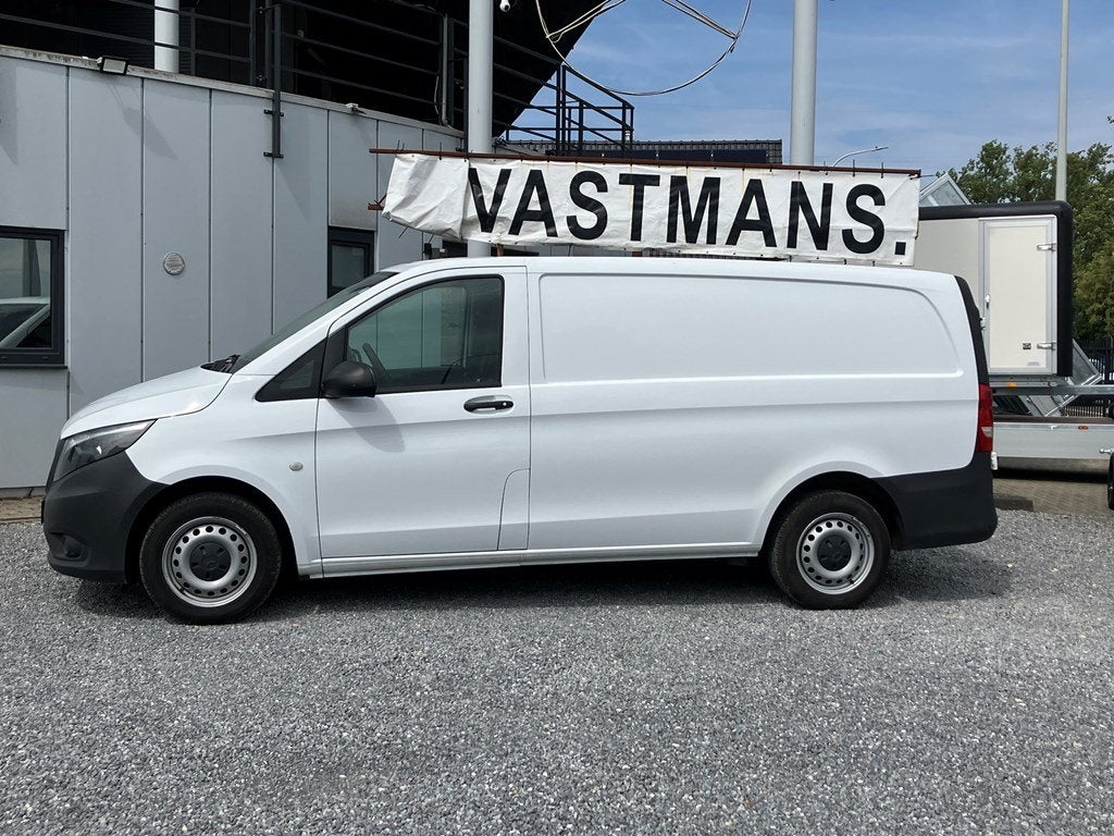 Mercedes-Benz Vito 17.000€ + BTW / MB Motor / Trekhaak / .., Auto's, Mercedes-Benz, 75 kW, Wit, 5 deurs, 102 pk