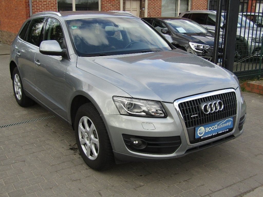 Audi Q5 2.0 TDI Quattro, Auto's, Voorwielaandrijving, Euro 5, Stof, Zwart